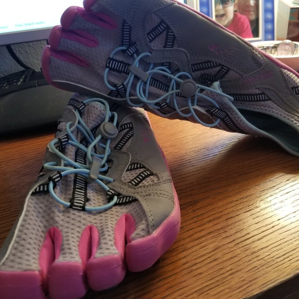 FILA Skele- toes Sz 10